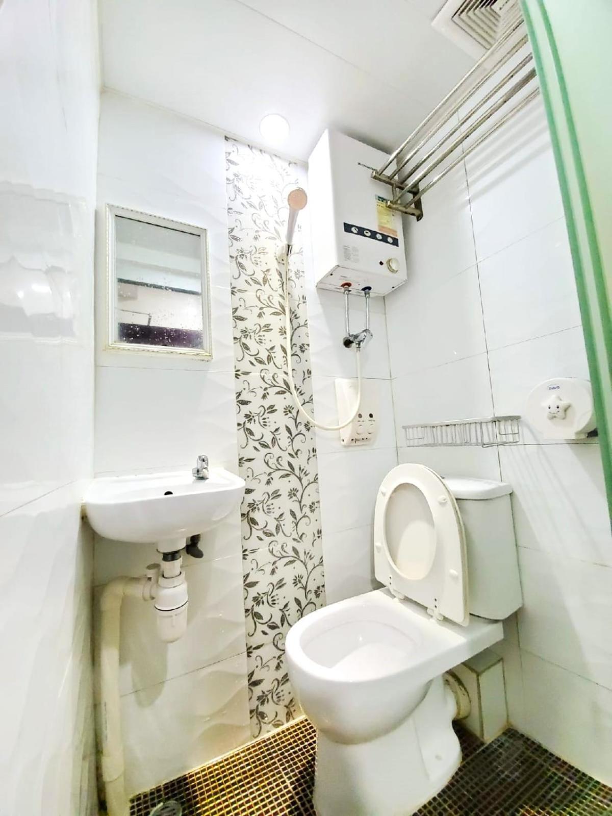 International Metro Guest house *